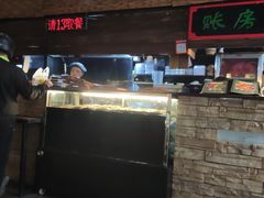 -八月美食小馆(银泰城总店)
