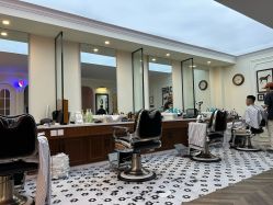 -理昂男士理发店 Barber shop