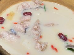 鱼钩鱼炖汤-老阿爸江浙土菜(奥体中心店)