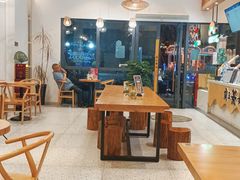 -霸王茶姬(泛海广场店)