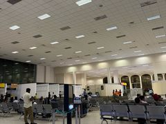 -班达拉奈克国际机场