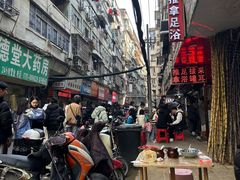 -小吴水煮(羊子巷无任何分店)
