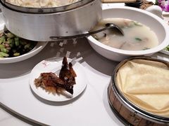 -梅利汴京烤鸭•开封豫菜地标店(东大街店)
