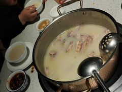 -顺德公猪肚鸡·煲仔饭(白石洲店)