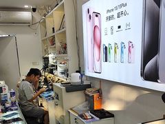 -修卜凡二手严选店·手机维修·回收租赁(川沙地铁站店)