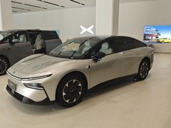 -小鹏汽车上海吴中路销售服务中心