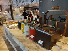 -筠咖啡西餐厅(上海国展宝龙丽筠酒店)