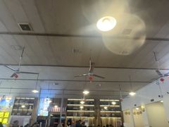 -冶建镜子·中国龙虾王(总店)