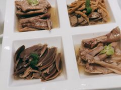 -香山湖家家宴(中山陵店)