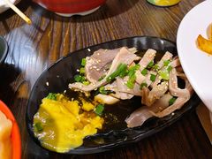 荷尔蒙刺身-拉面莊夢語＆中华料理八椿