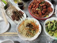 -老街烧烤大排档·地道湖北菜·龙虾馆(汉口火车站店)