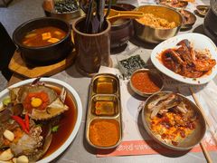 -草家酱蟹炭火烤肉店(珲春南路一店)