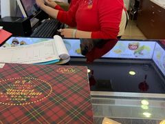 -红宝石·鲜奶小方·海派西点房(金杨店)