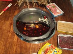 -成都玉林串串香火锅(三八店)