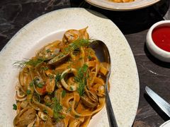 -LESCEDARS Brasserie Bistro香柏树