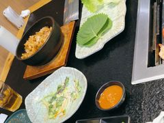 -臻牛烤肉