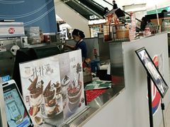 -DQ·蛋糕·冰淇淋(浦江欢乐颂店)