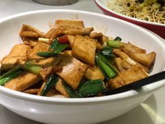 -刘胖子家常菜·蹄花焖藕(兴业店)