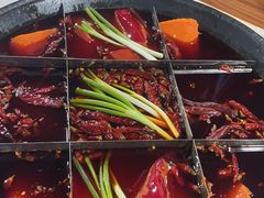 牛油锅底-正南齊北重庆老火锅(光华村直营店)