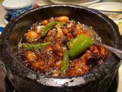 石锅杭椒牛蛙-桂满陇天书(南京德基旗舰店)