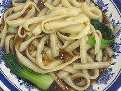 -犟骨头排骨饭•大骨面(弘阳广场店)
