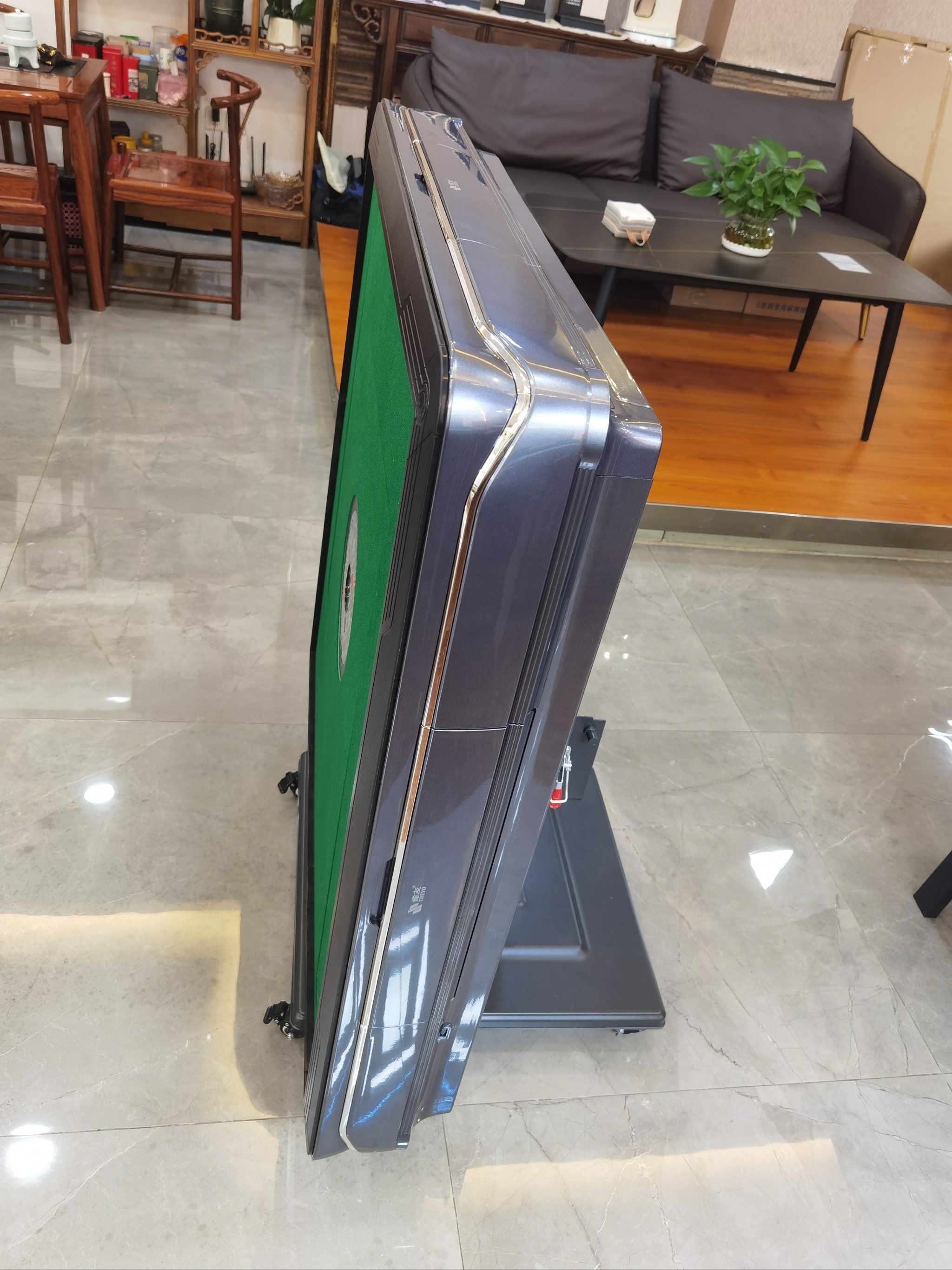 家里空间小的选择折叠麻将机