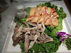 -尚尚仙·酸汤猪手·猪肚鸡火锅(华联万柳购物中心店)