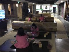 -绿岛汤泉韩式休闲会所
