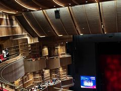 -交通银行前滩31演艺中心