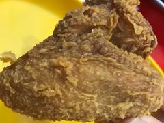 -BHC炸鸡(明洞总店)