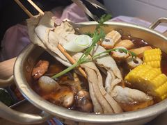 -WOW LUCKY创意韩料(龙阳广场店)
