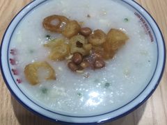 荔湾艇仔粥-荔银肠粉·非遗手藝(夫子庙店)