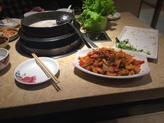 英子狗肉馆-英子补身汤(海兰路店)