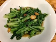 -新白鹿餐厅(百联中环店)