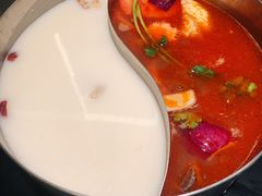 番茄牛膝骨猪肚鸡锅底-捞王锅物料理(上海世茂广场店)