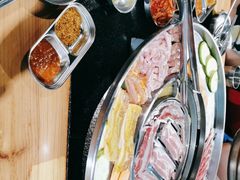 -哈哈碳都·牛肋条无限自助烤肉(宝龙店)