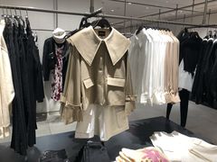 -URBAN REVIVO(欢乐海岸购物中心店)