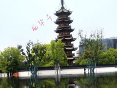 -龙华寺