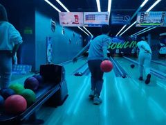 -世代星球·保龄球·镭战真人CS·团建(杨浦店)