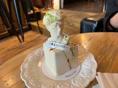 -鹿鱼咖啡甜品店(中央大街店)