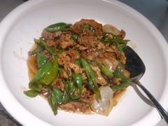 辣椒炒肉-以饭湘许(新塘万达店)