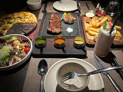 -九月里.自由花园餐厅