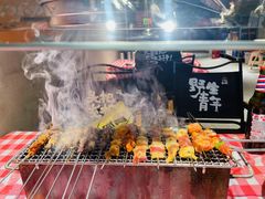 -生火火·地摊小炉子烧烤自助.鲜切牛羊肉(龙湖北城天街店)