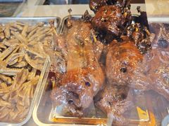 -王浩儿纪六孃甜皮鸭(乐山总店)