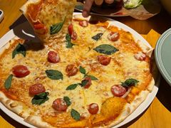 -JINNS锦时 steak&pizza(浸信会礼拜堂旧址店)