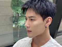 -鸿通城购物中心