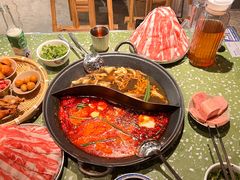 -五里关火锅(上海鑫耀·光环Live店)