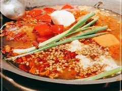 -四小区火锅·巷子里的重庆火锅(花照壁店)