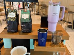 -星巴克臻选(深圳龙岗万科店)