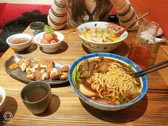-千金一碗·宝岛一村(韩国街店)